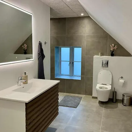 Med Landidyl Taet Pa By Apartmán